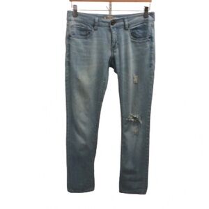 CABI JEANS • STRAIGHT LEG • DISTRESSED • LIGHTWASH • Sz 0